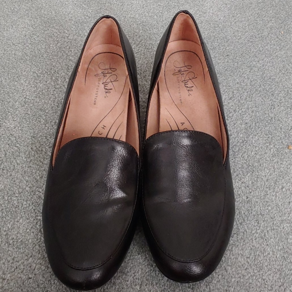 Life stride work heels